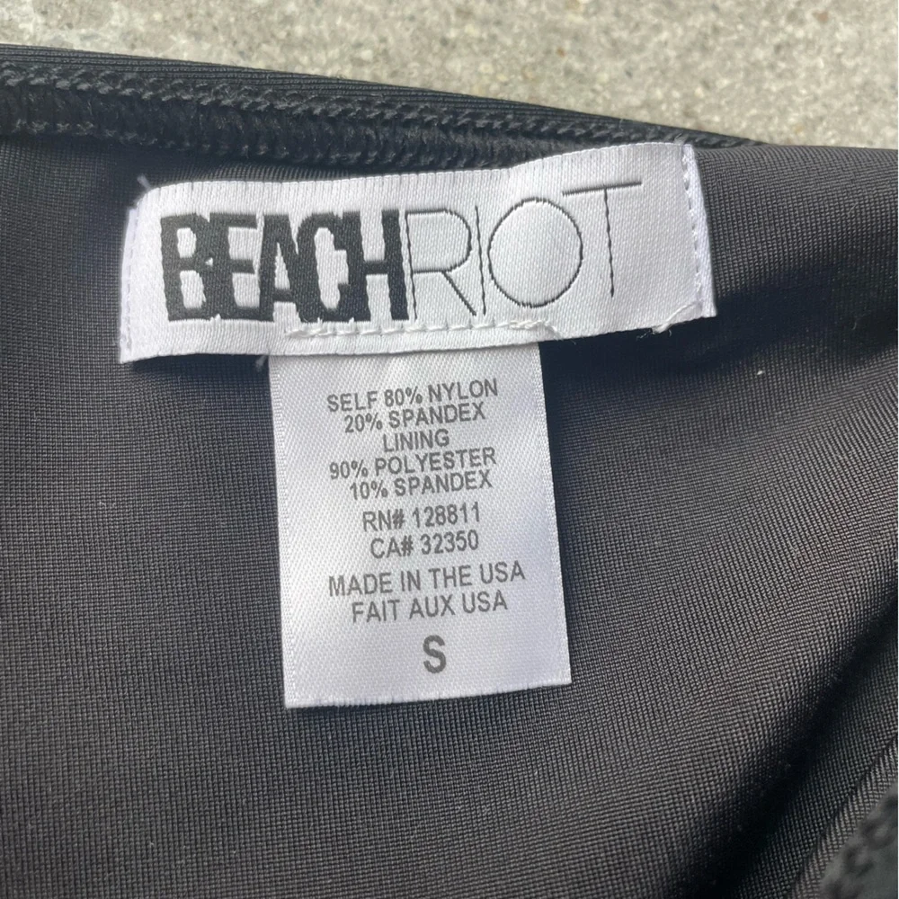 Beach Riot One Piece - Picture 3 of 4